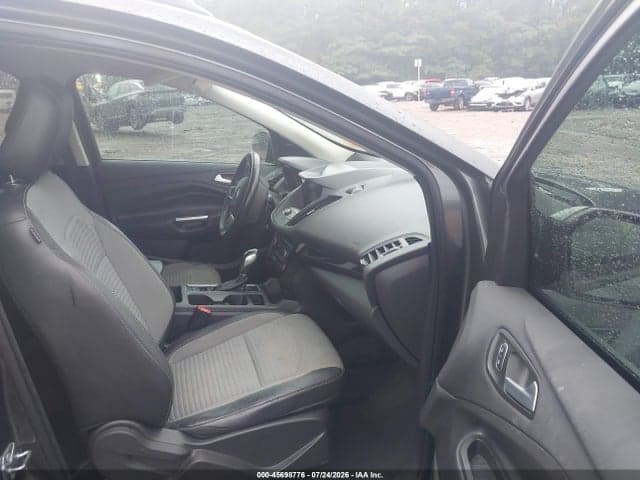 2019 FORD ESCAPE SE 5