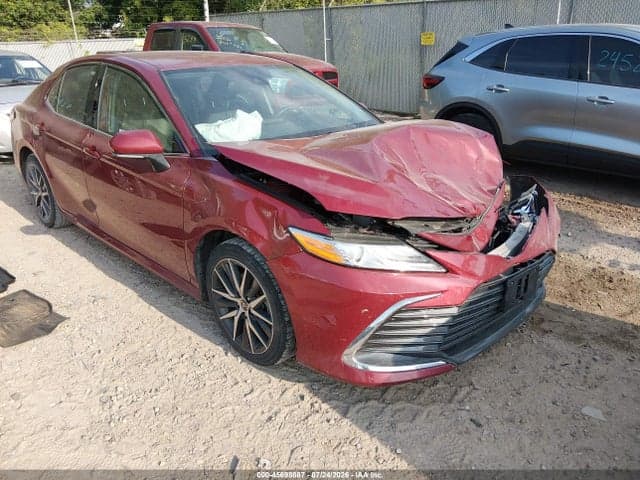 2022 TOYOTA CAMRY XLE HYBRID - 1
