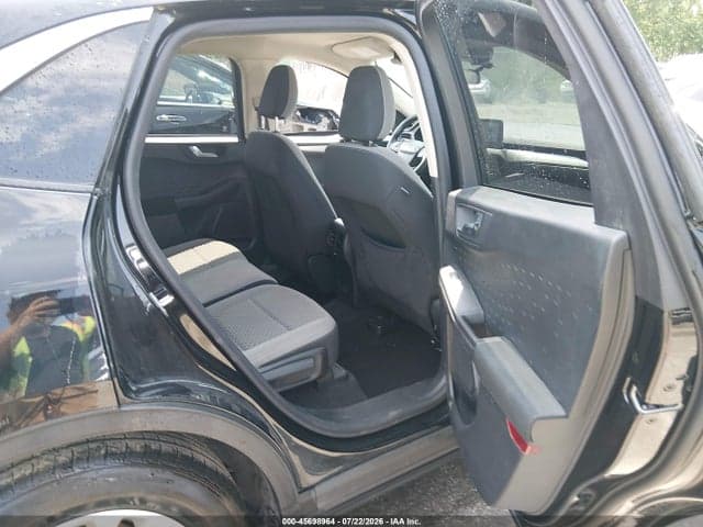 2020 FORD ESCAPE SE 8