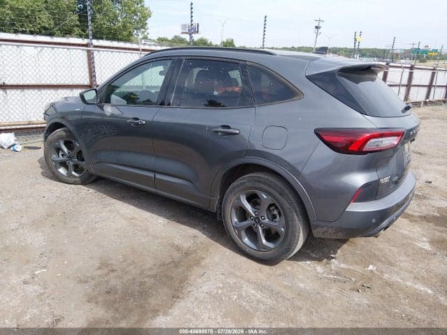 2023 FORD ESCAPE ST-LINE 3