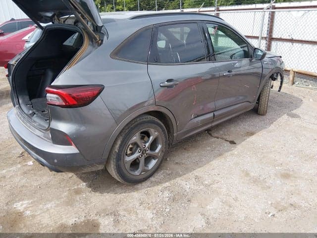 2023 FORD ESCAPE ST-LINE 4