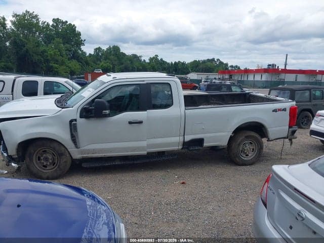 2025 FORD F-250 XL 15