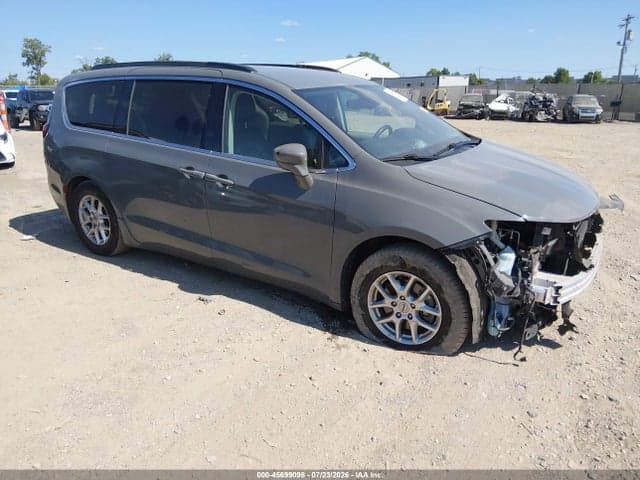 2022 CHRYSLER PACIFICA TOURING L 1