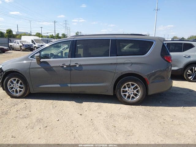 2022 CHRYSLER PACIFICA TOURING L 15