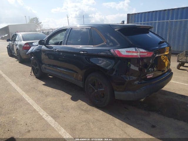 2020 FORD EDGE SE 3