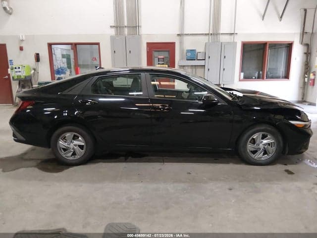 2024 HYUNDAI ELANTRA SE 13