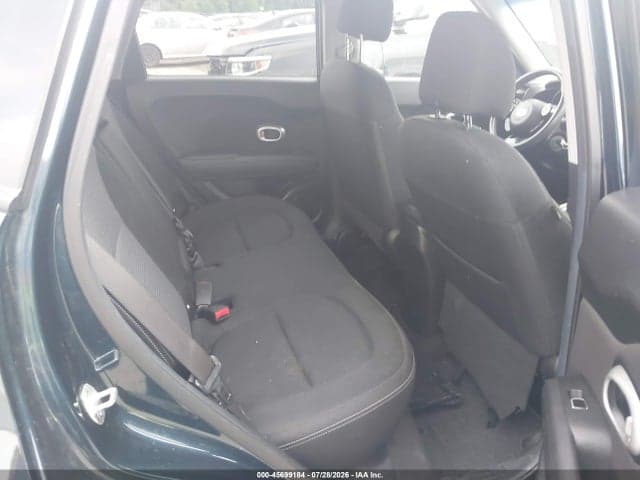 2017 KIA SOUL + 8