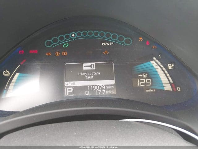 2017 NISSAN LEAF S 8