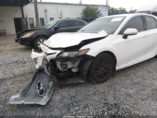 2021 TOYOTA CAMRY SE 6