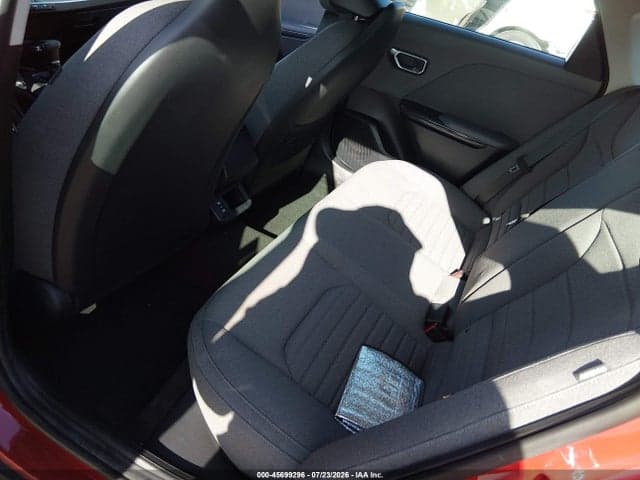 2025 KIA K4 EX 8