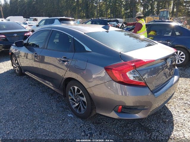2017 HONDA CIVIC EX 3