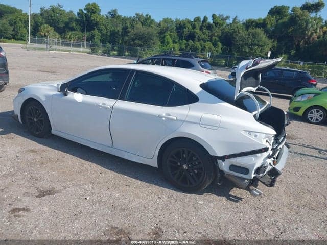2025 TOYOTA CAMRY SE 3