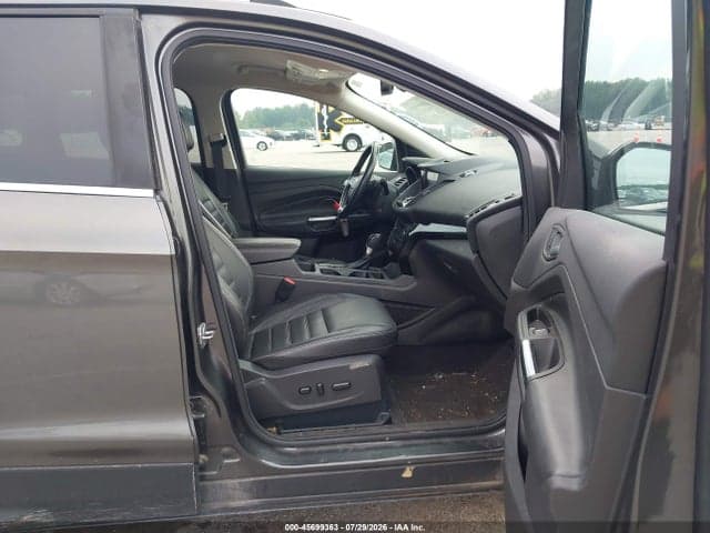 2017 FORD ESCAPE TITANIUM 5