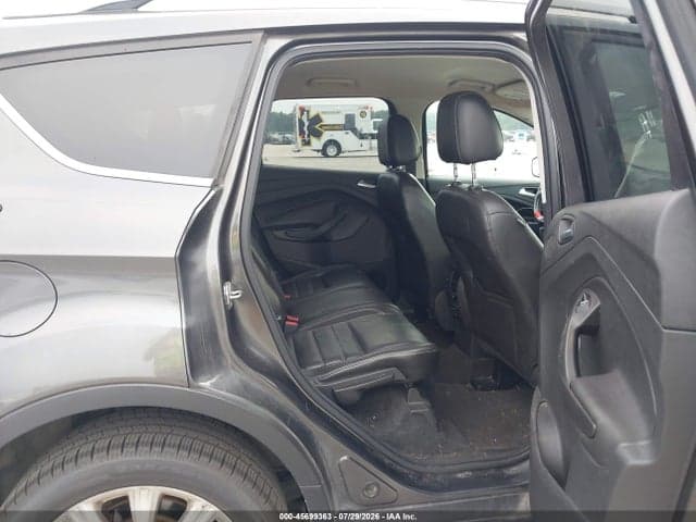 2017 FORD ESCAPE TITANIUM 8