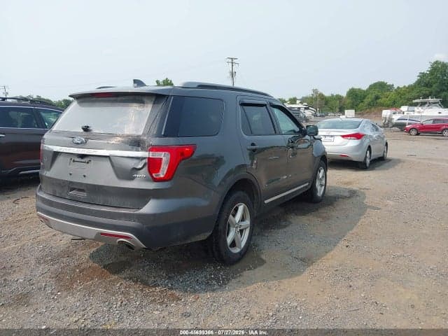 2017 FORD EXPLORER XLT 4