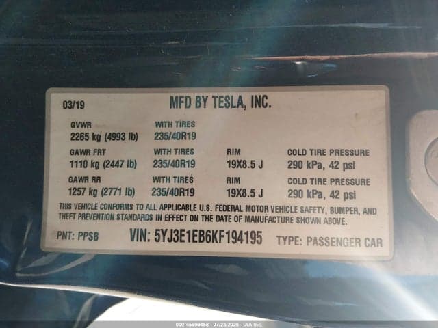 2019 TESLA MODEL 3 LONG RANGE/PERFORMANCE 9