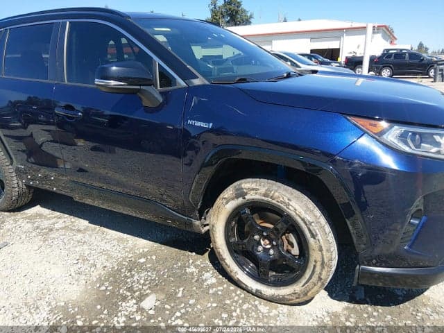 2020 TOYOTA RAV4 HYBRID XSE 6