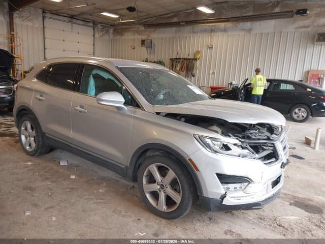 2017 LINCOLN MKC PREMIERE - 1
