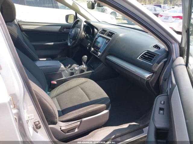 2019 SUBARU OUTBACK 2.5I PREMIUM 17