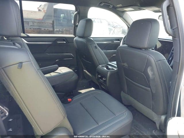 2025 GMC ACADIA AWD ELEVATION 8