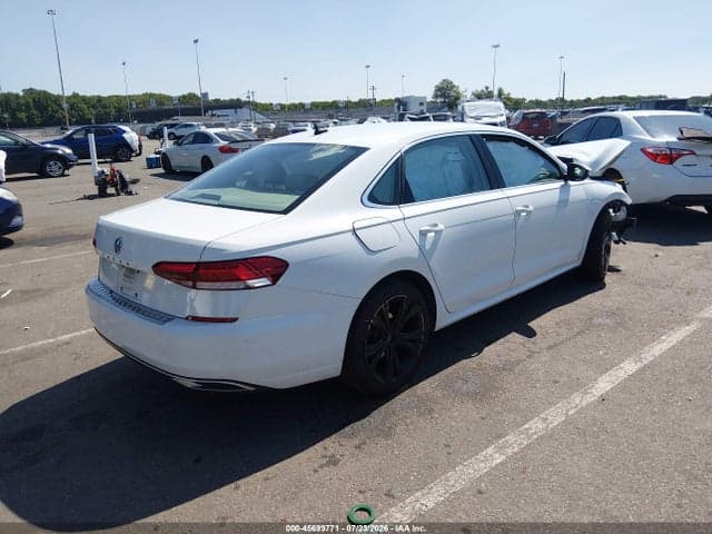 2021 VOLKSWAGEN PASSAT 2.0T SE 4