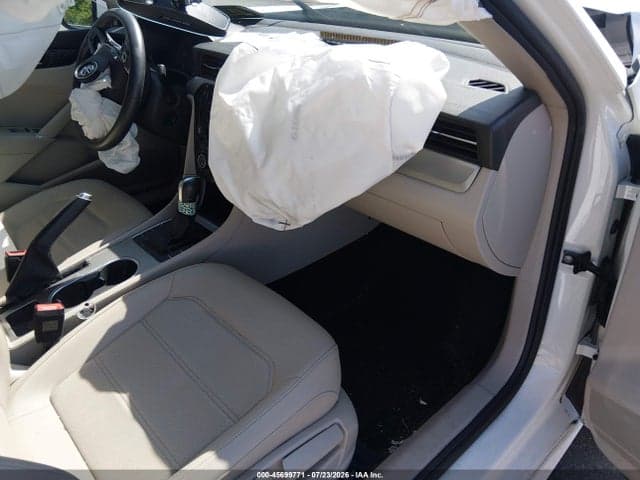 2021 VOLKSWAGEN PASSAT 2.0T SE 5