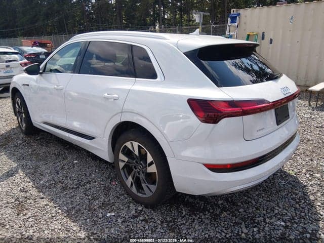 2023 AUDI E-TRON PREMIUM QUATTRO 3