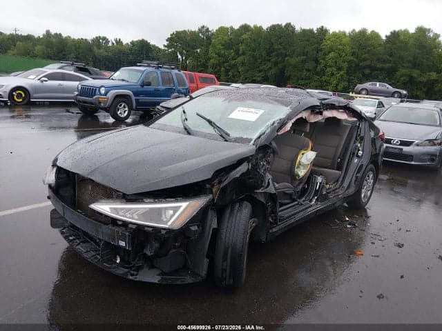2020 HYUNDAI ELANTRA SE 2