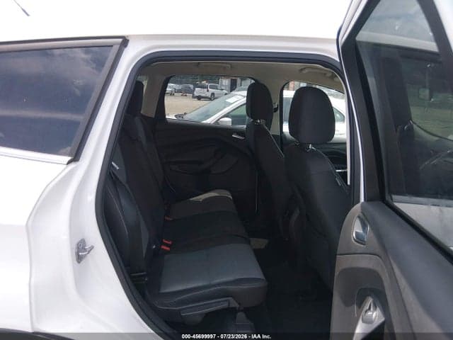 2017 FORD ESCAPE SE 8