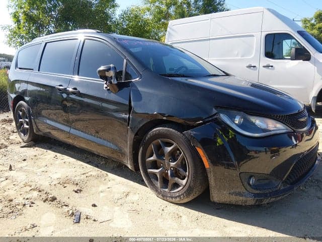 2018 CHRYSLER PACIFICA TOURING L 18