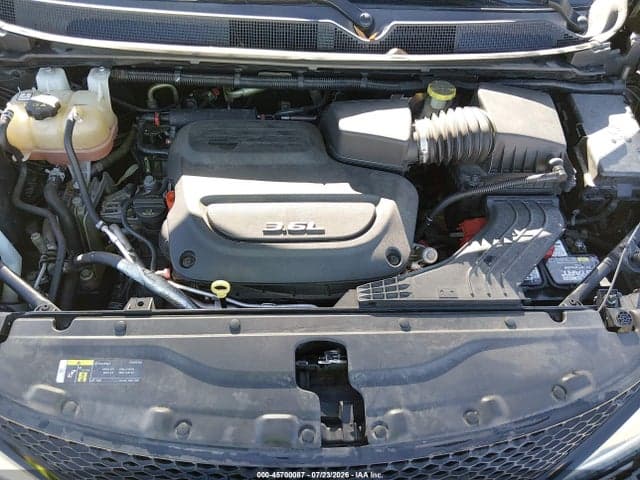 2018 CHRYSLER PACIFICA TOURING L 10