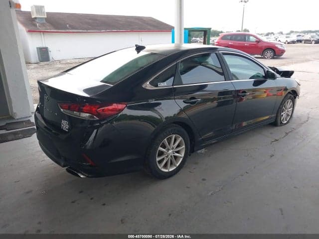 2019 HYUNDAI SONATA SE 4