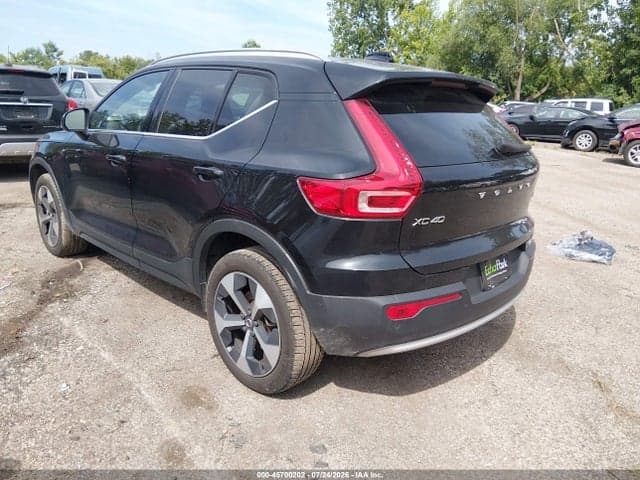2025 VOLVO XC40 B5 PLUS BRIGHT THEME 3