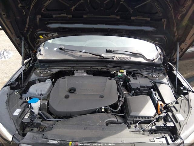 2025 VOLVO XC40 B5 PLUS BRIGHT THEME 10