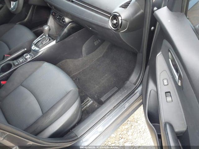 2017 TOYOTA YARIS IA 5