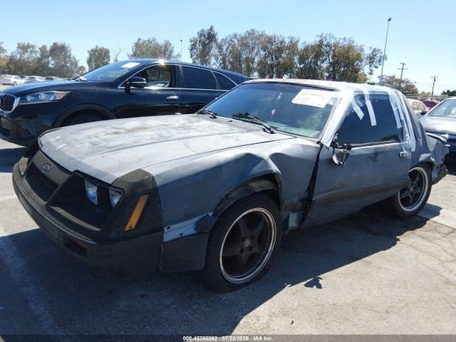 1985 FORD MUSTANG LX 6