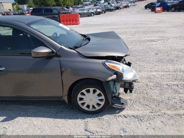 2017 NISSAN VERSA 1.6 SV 14