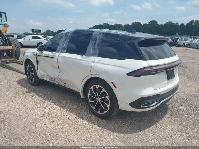 2026 LINCOLN NAUTILUS RESERVE 3