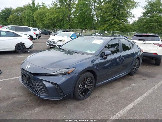 2026 TOYOTA CAMRY SE 2