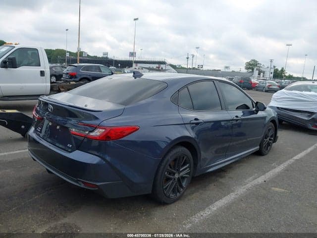 2026 TOYOTA CAMRY SE 4