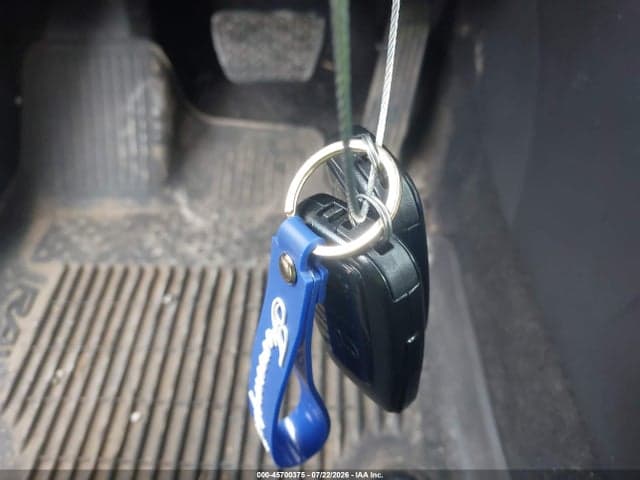 2025 TOYOTA RAV4 HYBRID XLE 11