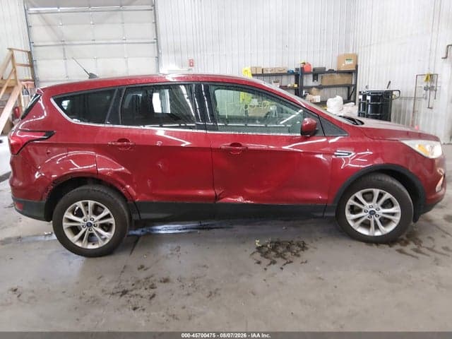 2019 FORD ESCAPE SE 14