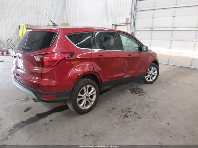 2019 FORD ESCAPE SE 4