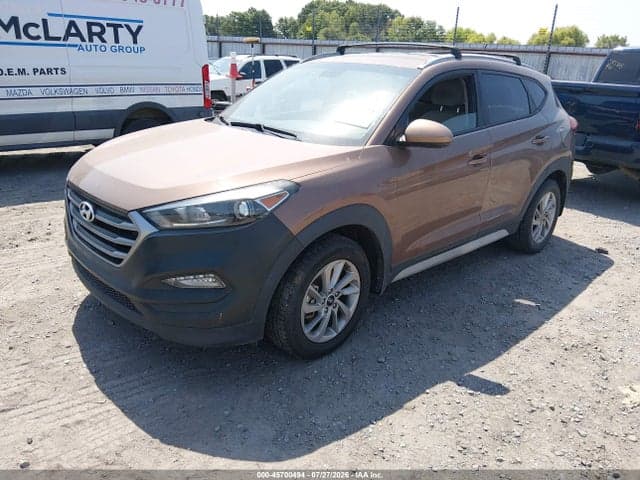 2017 HYUNDAI TUCSON SE 2
