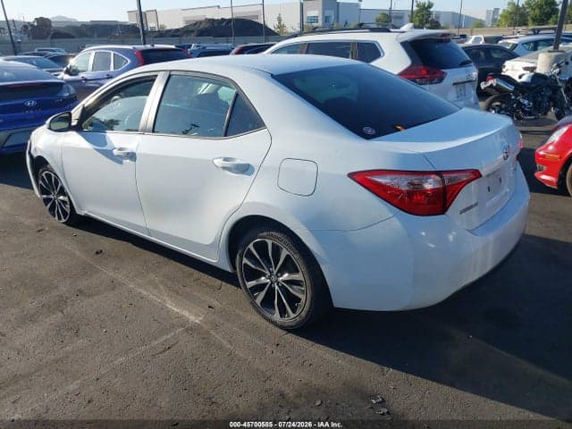 2017 TOYOTA COROLLA LE 3