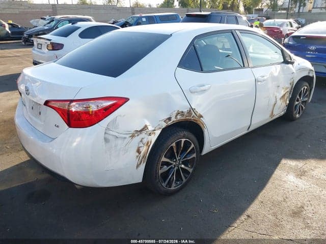 2017 TOYOTA COROLLA LE 4
