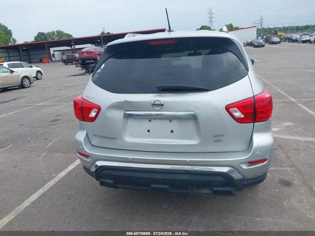 2017 NISSAN PATHFINDER SL 16