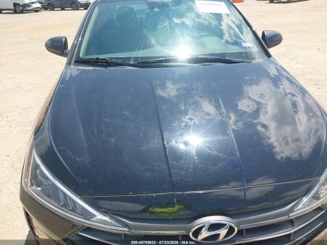 2020 HYUNDAI ELANTRA SE 6