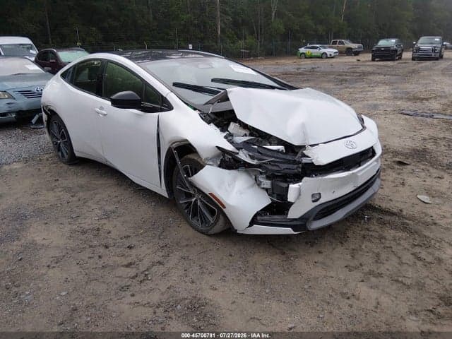 2024 TOYOTA PRIUS XLE