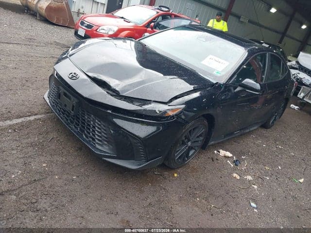 2025 TOYOTA CAMRY SE 2